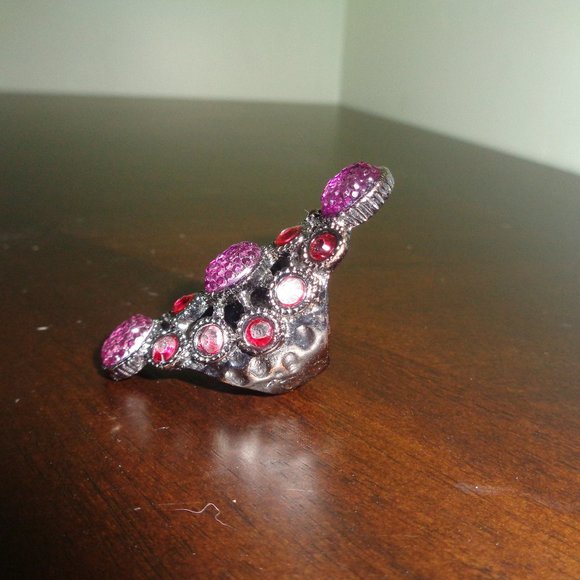 Beautiful purple statement ring- costume jewelry - Picture 6 of 12